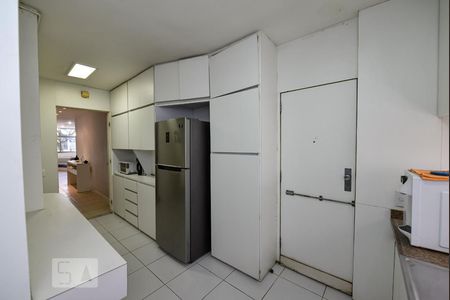 Apartamento à venda com 200m², 3 quartos e sem vagaCozinha