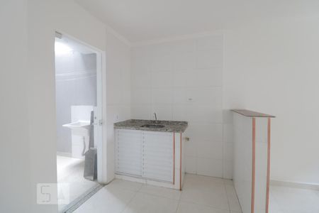 Sala e Cozinha  de casa para alugar com 1 quarto, 37m² em Vila Esperança, São Paulo