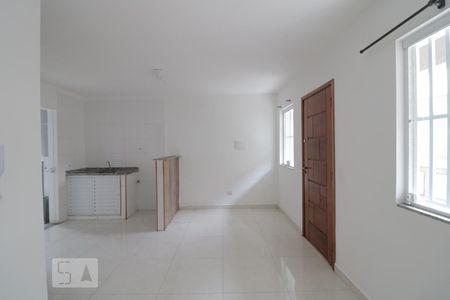 Sala e Cozinha  de casa para alugar com 1 quarto, 37m² em Vila Esperança, São Paulo