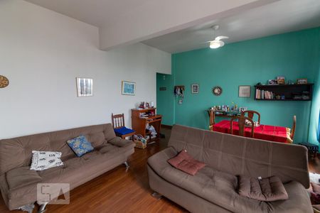 Apartamento à venda com 72m², 2 quartos e 1 vagaSala