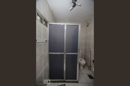 Casa à venda com 220m², 5 quartos e sem vaga Casa à venda com 220m², 5 quartos e sem vagaBanheiro da Suíte