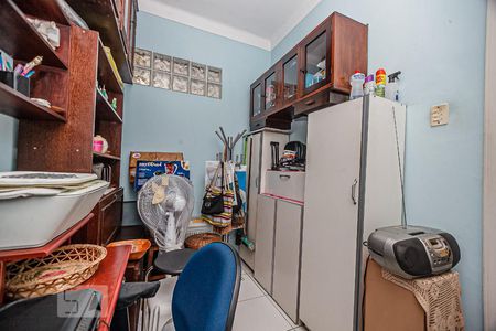 Casa à venda com 220m², 5 quartos e sem vaga Casa à venda com 220m², 5 quartos e sem vagaQuarto 3