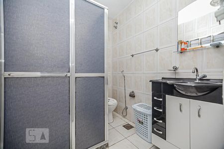 Casa à venda com 220m², 5 quartos e sem vaga Casa à venda com 220m², 5 quartos e sem vagaBanheiro da Suíte