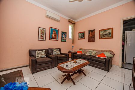 Sala de casa à venda com 5 quartos, 200m² em Fonseca, Niterói