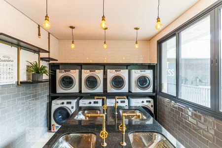 Studio para alugar com 24m², 1 quarto e sem vaga Studio para alugar com 24m², 1 quarto e sem vagaLavanderia