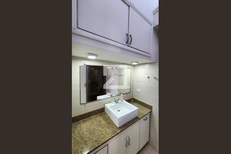 Apartamento para alugar com 148m², 3 quartos e 2 vagas Apartamento para alugar com 148m², 3 quartos e 2 vagasBanheiro da Suíte