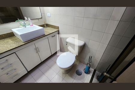 Apartamento para alugar com 148m², 3 quartos e 2 vagas Apartamento para alugar com 148m², 3 quartos e 2 vagasBanheiro da Suíte