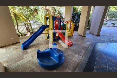 Apartamento para alugar com 148m², 3 quartos e 2 vagas Apartamento para alugar com 148m², 3 quartos e 2 vagasÁrea comum - Playground