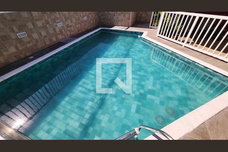 Apartamento para alugar com 148m², 3 quartos e 2 vagas Apartamento para alugar com 148m², 3 quartos e 2 vagasÁrea comum - Piscina