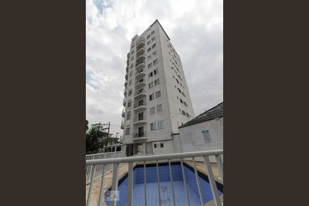 Apartamento à venda com 62m², 2 quartos e 1 vaga Apartamento à venda com 62m², 2 quartos e 1 vagaFachada