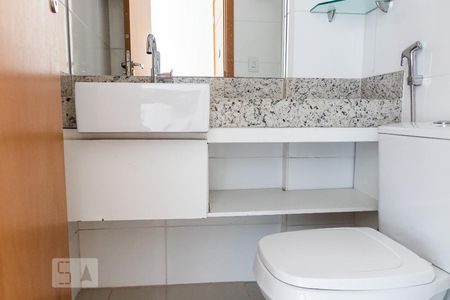 Lavabo de apartamento para alugar com 4 quartos, 275m² em Itapoã, Belo Horizonte