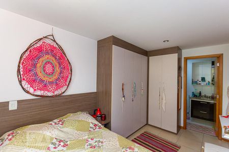 Suite  de apartamento à venda com 2 quartos, 67m² em Santa Rosa, Niterói