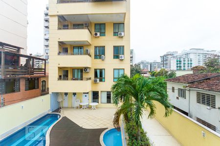 Vista da Suite  de apartamento à venda com 2 quartos, 67m² em Santa Rosa, Niterói