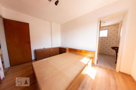 Apartamento à venda com 97m², 4 quartos e 1 vaga Apartamento à venda com 97m², 4 quartos e 1 vagaSuíte