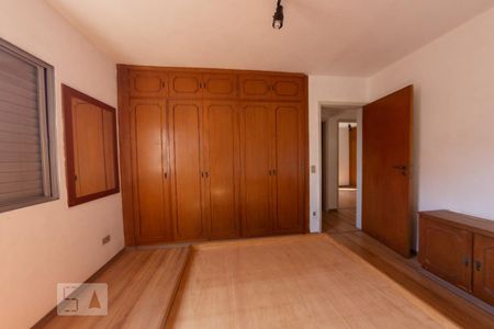 Apartamento à venda com 97m², 4 quartos e 1 vaga Apartamento à venda com 97m², 4 quartos e 1 vagaSuíte
