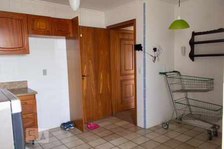 Apartamento à venda com 117m², 3 quartos e 2 vagasCozinha