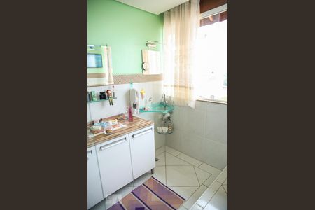 Casa à venda com 85m², 2 quartos e 2 vagasBanheiro