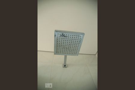 Casa à venda com 85m², 2 quartos e 2 vagasBanheiro