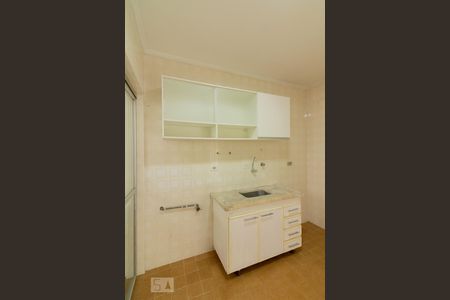 Apartamento à venda com 77m², 1 quarto e 1 vagaCozinha