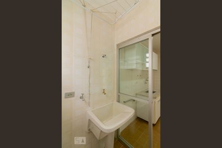 Apartamento à venda com 77m², 1 quarto e 1 vagaÁrea de Serviço