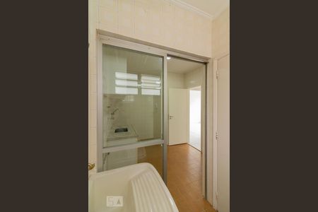 Apartamento à venda com 77m², 1 quarto e 1 vagaÁrea de Serviço