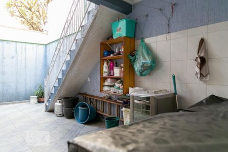 Casa à venda com 220m², 3 quartos e 3 vagas Casa à venda com 220m², 3 quartos e 3 vagasLavanderia