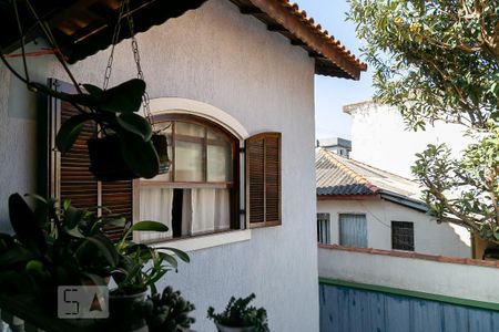 Casa à venda com 220m², 3 quartos e 3 vagas Casa à venda com 220m², 3 quartos e 3 vagasVista churrasqueira