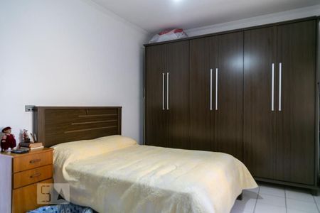 Casa à venda com 220m², 3 quartos e 3 vagas Casa à venda com 220m², 3 quartos e 3 vagasSuíte