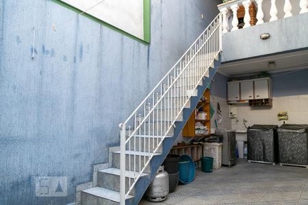 Casa à venda com 220m², 3 quartos e 3 vagas Casa à venda com 220m², 3 quartos e 3 vagasQuintal fundos