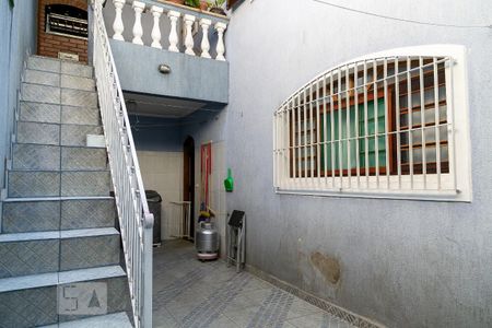 Casa à venda com 220m², 3 quartos e 3 vagas Casa à venda com 220m², 3 quartos e 3 vagasQuintal fundos