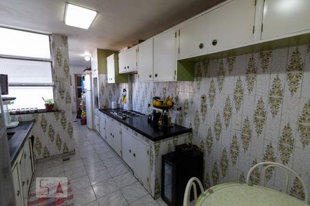 Apartamento à venda com 149m², 4 quartos e 1 vagaCozinha