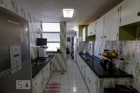Apartamento à venda com 149m², 4 quartos e 1 vagaCozinha