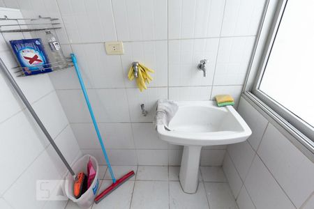 Apartamento à venda com 130m², 3 quartos e 1 vagaÁrea de Serviço