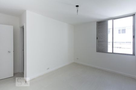 Apartamento à venda com 130m², 3 quartos e 1 vagaSuíte 