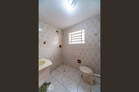 Banheiro 1 de casa à venda com 3 quartos, 250m² em Parque Oratorio, Santo André
