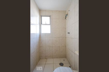 Apartamento à venda com 57m², 2 quartos e 1 vaga Apartamento à venda com 57m², 2 quartos e 1 vagaBanheiro