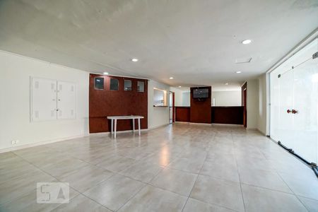 Apartamento à venda com 57m², 2 quartos e 1 vaga Apartamento à venda com 57m², 2 quartos e 1 vagaÁrea Comum - Salão de Festas