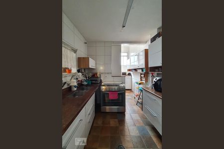 Apartamento à venda com 198m², 2 quartos e 1 vagaCozinha