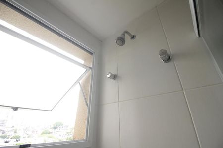 Apartamento à venda com 57m², 2 quartos e 1 vagaChuveiro