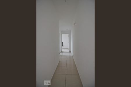 Corredor de apartamento para alugar com 2 quartos, 57m² em Vila Sônia do Taboão, Taboão da Serra