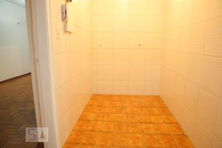 Apartamento para alugar com 95m², 3 quartos e sem vagaCozinha