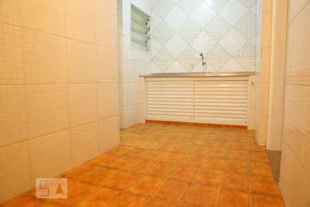 Apartamento para alugar com 95m², 3 quartos e sem vagaCozinha