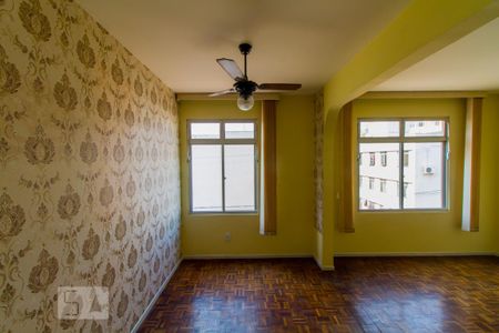 Sala de apartamento para alugar com 2 quartos, 62m² em Jardim Atlântico, Florianópolis