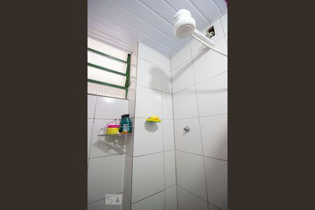 Apartamento para alugar com 45m², 2 quartos e 1 vagaChuveiro