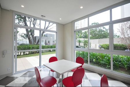 Apartamento à venda com 51m², 2 quartos e 1 vagaSala de reunião