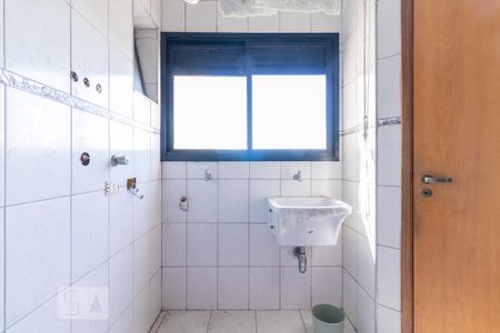 Apartamento para alugar com 80m², 3 quartos e 2 vagas Apartamento para alugar com 80m², 3 quartos e 2 vagasLavanderia