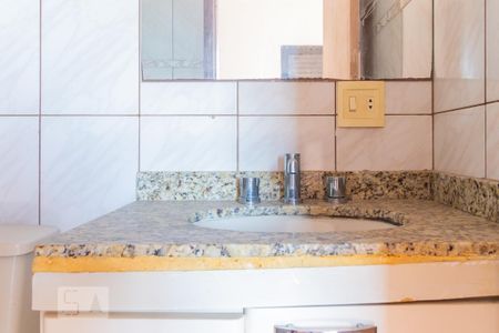 Apartamento para alugar com 80m², 3 quartos e 2 vagas Apartamento para alugar com 80m², 3 quartos e 2 vagasBanheiro da Suíte - Pia