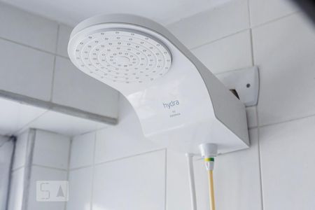 Apartamento para alugar com 75m², 2 quartos e 1 vagaChuveiro