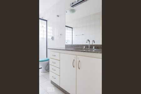 Apartamento para alugar com 75m², 2 quartos e 1 vagaBanheiro