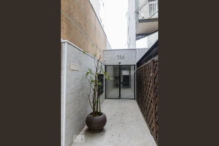 Apartamento para alugar com 75m², 2 quartos e 1 vagaFachada